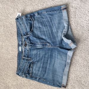BNWT Old Navy high rise shorts